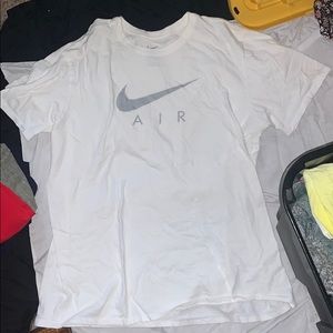 Men’s Nike t-shirt